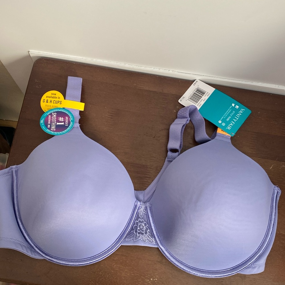 Women’s bra size 40 DD.